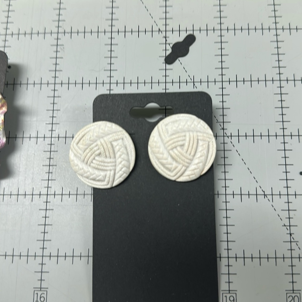 White Knitted Design Earrings